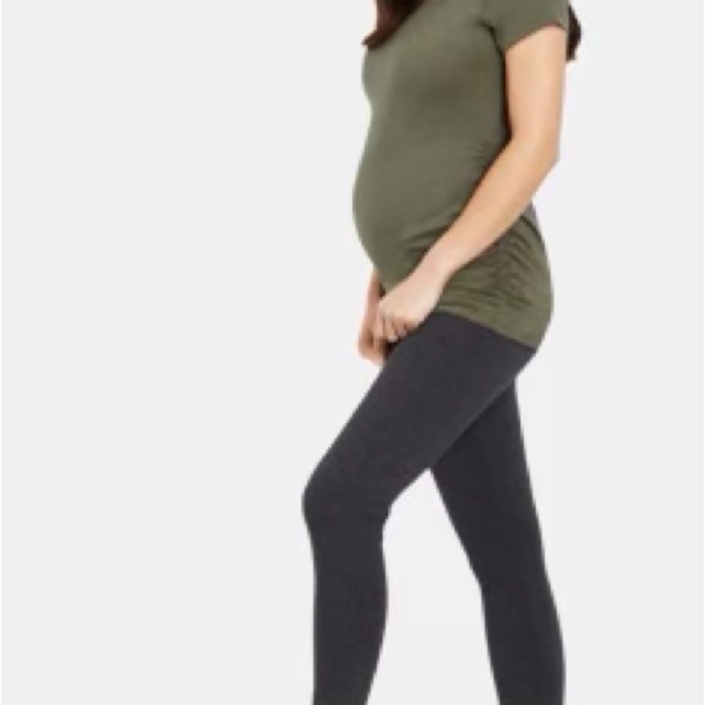 Maternity gray leggings by motherhood maternity. Size medium